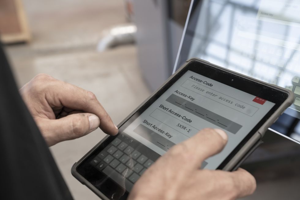 Service tablet